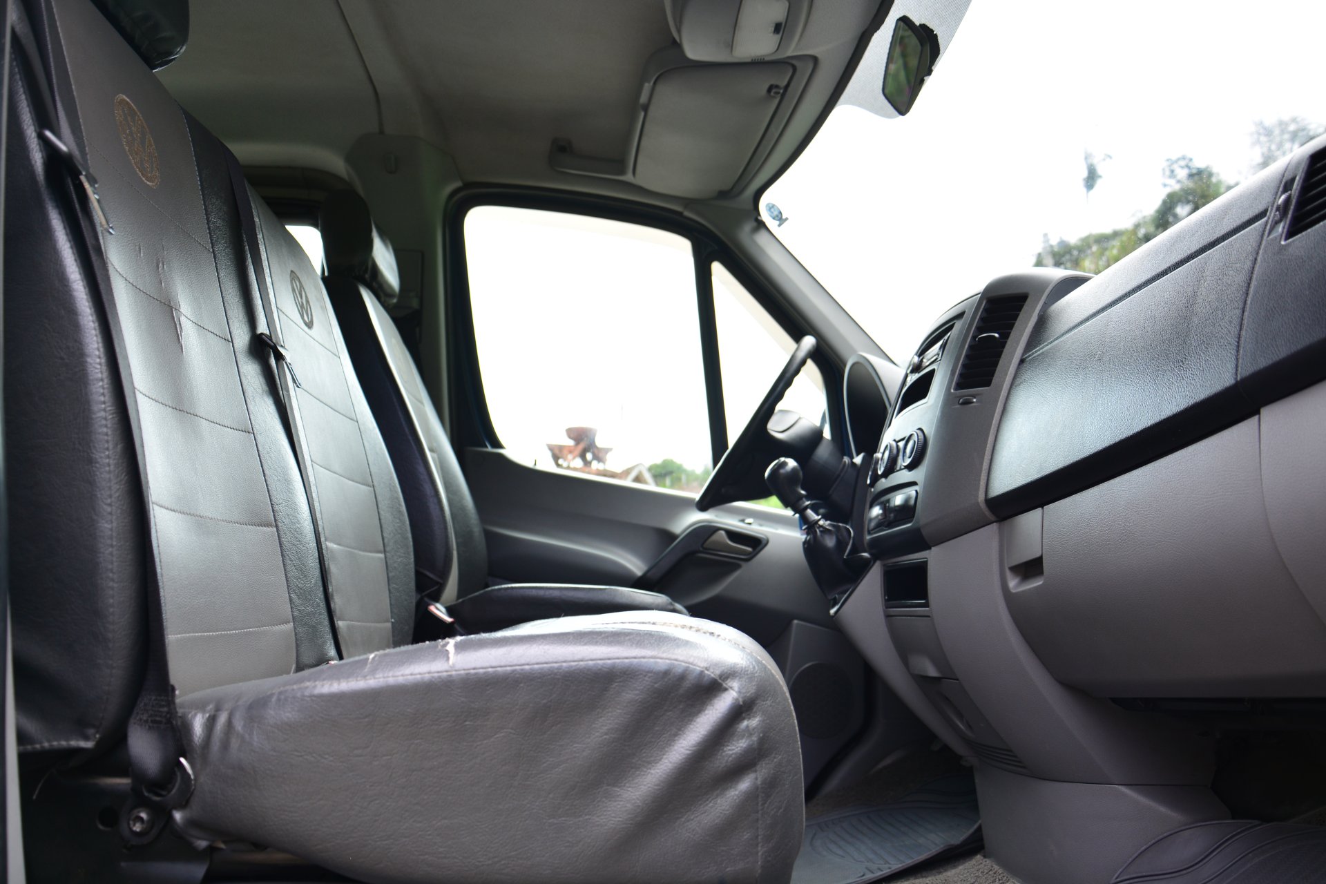 Van. Capacidad 12 pasajeros