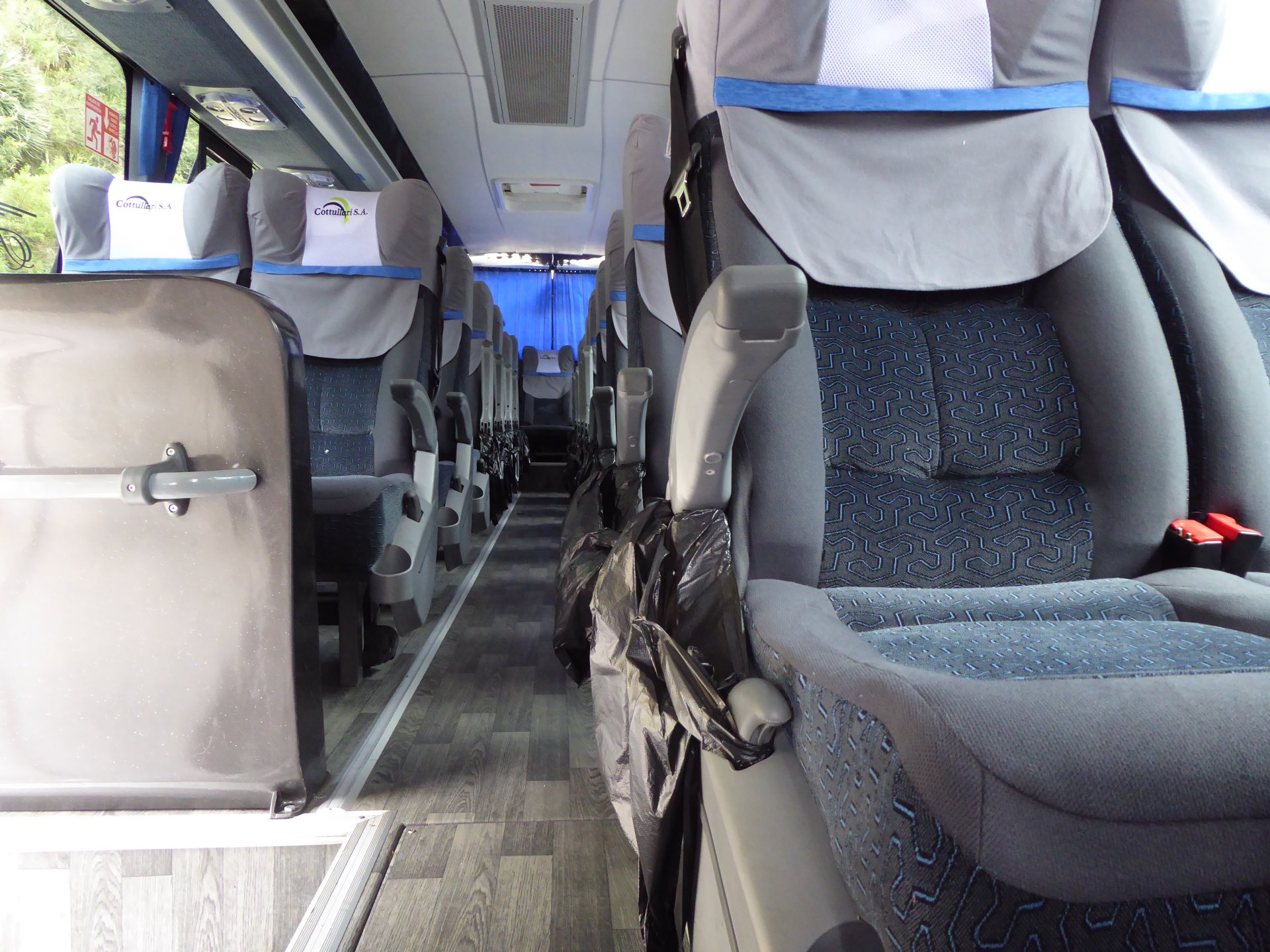 Bus Turistico Capacidad 30 pasajeros