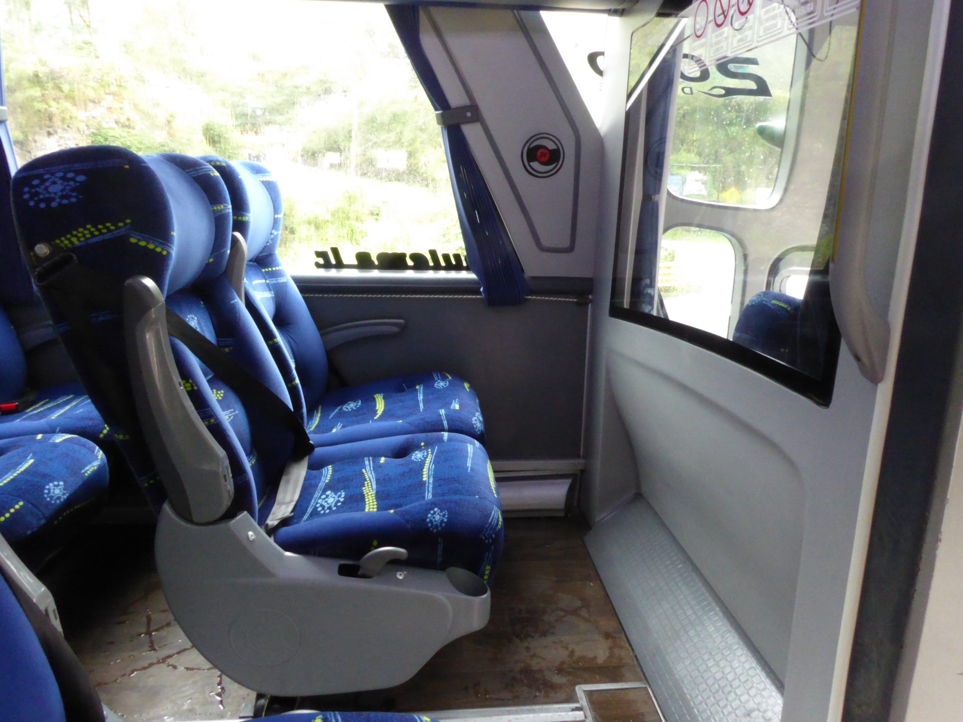 Bus Turistico Capacidad 45 pasajeros